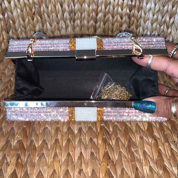 New Rhinestone Crystal Money Bag 💰 - Picture 13 of 14